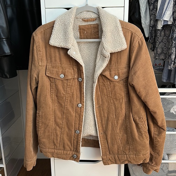 Brandy Melville Jackets & Coats Brandy Melville Sherpa Jacket